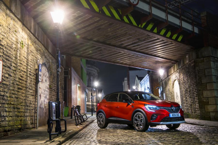 Renault Captur S-Edition 2019 года  (UK) (фото 4 из 40)